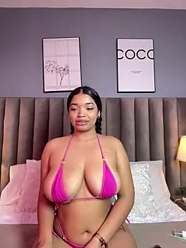 LilyFoox's Live XXX Chat