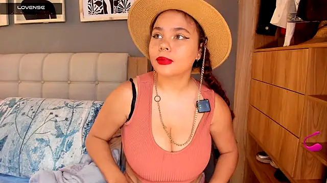 Bloom_Noor Chat XXX live