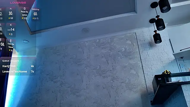 צ'אט XXX בשידור חי של angelicfenix