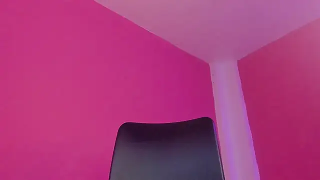 CLAIRE_EMPIRE Live XXX-chat