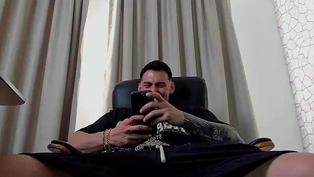 ClintMasters Chat XXX live