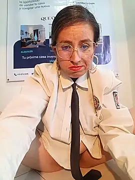 Valentina--1's Live XXX Chat