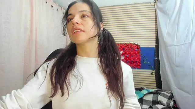 دردشة rosse_2504 الجنسية المباشرة