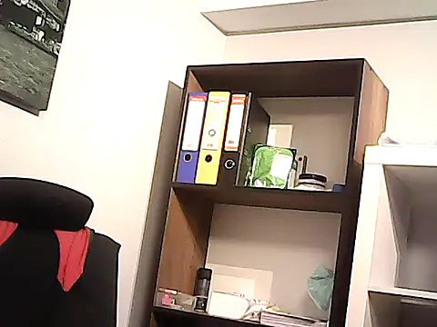 mastercharisma35 Adlı Modelin Canlı XXX Sohbeti