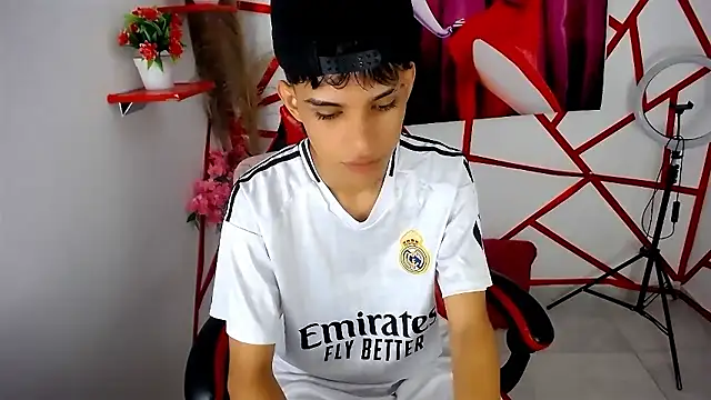 chris_evans77 Live XXX-Chat