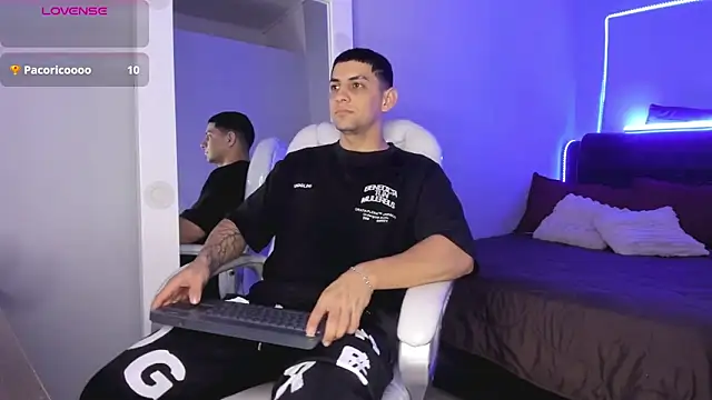 Alex_cute77's Live XXX Chat