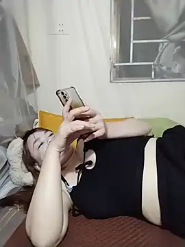 Squirt107 现场XXX聊天