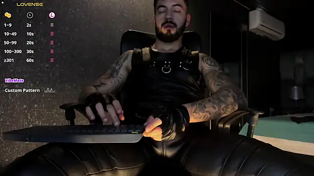 Chat XXX en directo de MarkWalker__