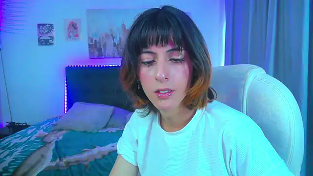 צ'אט XXX בשידור חי של goth_minerva
