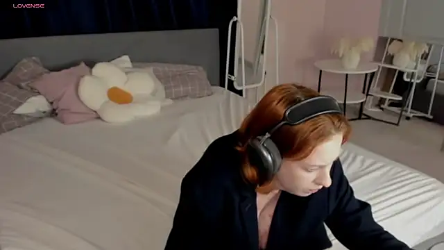 Maya_foxy Adlı Modelin Canlı XXX Sohbeti