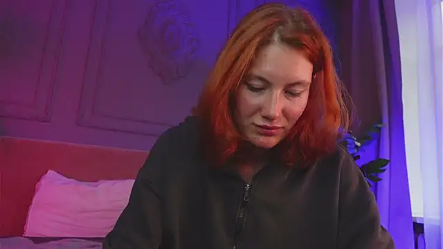Liv_Fay live XXX chat