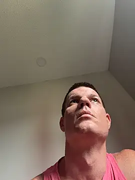 צ'אט XXX בשידור חי של JockNThirsty