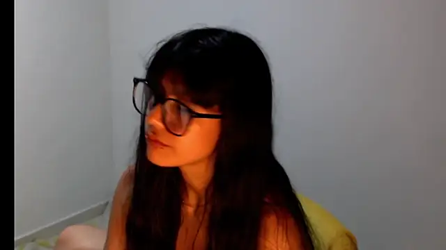 meganmiauu 现场XXX聊天