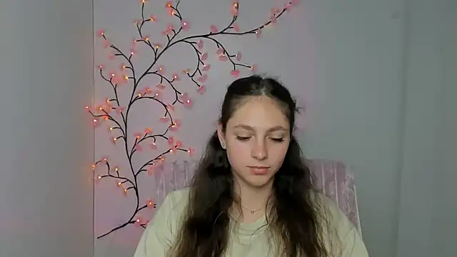 KissMeJulia's Live XXX Chat