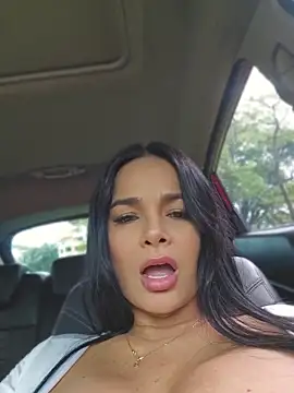CataleyaRusso XXX чат на живо