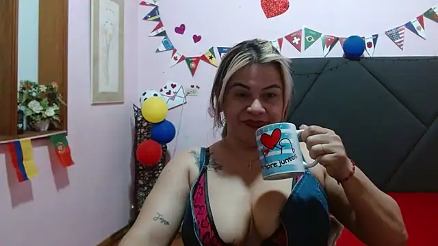 pamela_echeverria XXX чат на живо
