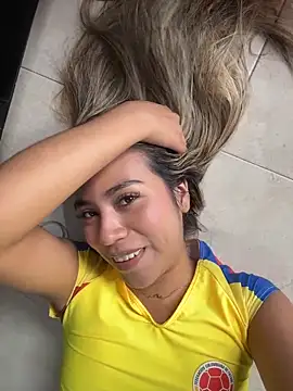 Kimmiebellarie XXX чат на живо