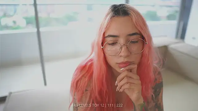 XXX chat uživo modela dearnina_