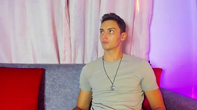andrewevans46 Live XXX-Chat