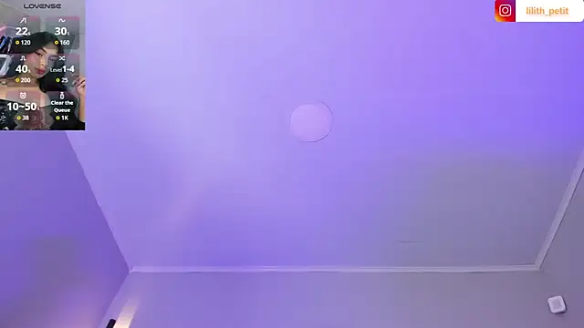 lilith_petit_ 现场XXX聊天