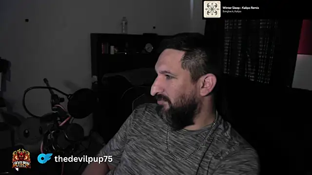 Chat XXX en directo de DevilPup75_