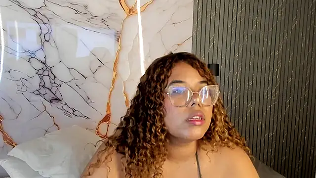 Czat XXX na żywo – Your_big_ebony_goddness