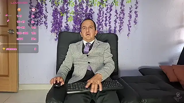 Chat +18 de GreisyAndHazzan ao vivo