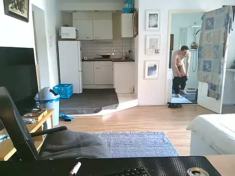 XXX chat uživo modela mihaimichael
