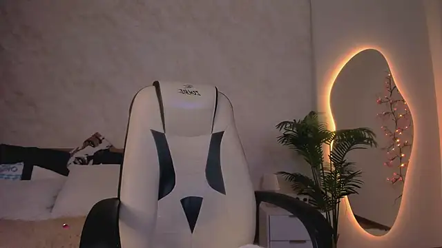 Chat +18 de YukiLuna_ ao vivo