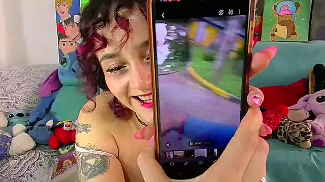 kitty22_ élő XXX-chatje