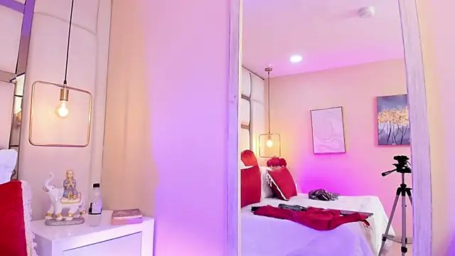 elizavenus Adlı Modelin Canlı XXX Sohbeti