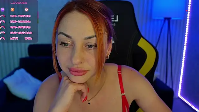 Chat +18 de KristiiMax ao vivo