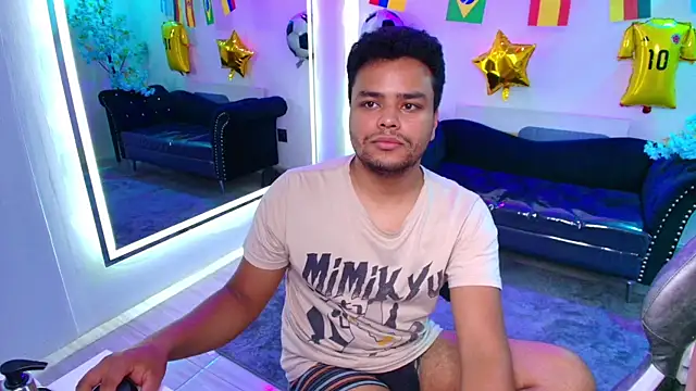 Chat +18 de TarlyWho ao vivo