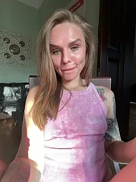 Chatroom XXX en direct de Your__Fetish