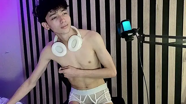 Twink_Sebas7 élő XXX-chatje