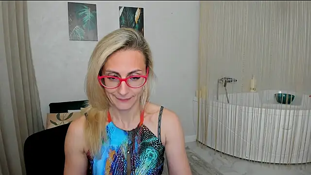 MuseOfStage Chat XXX in diretta