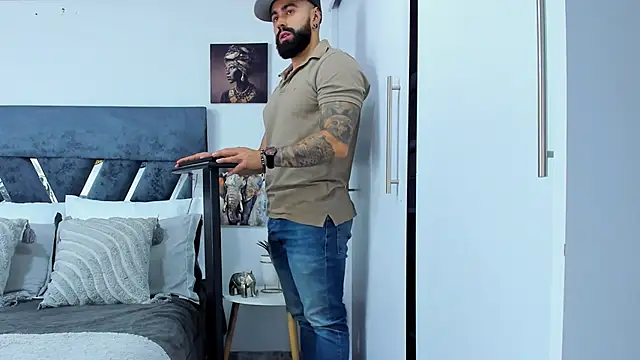 XXX chat uživo modela Zack_Froone