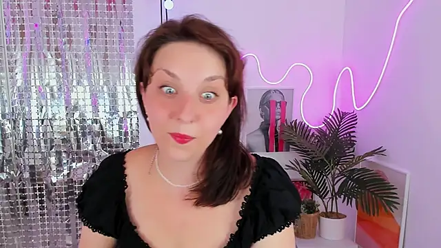 MargaretFatal's Live XXX Chat