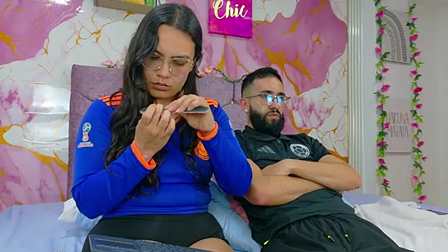 XXX chat uživo modela ObsessionRoom