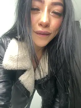 DAKOTA_SAKURA XXX чат на живо