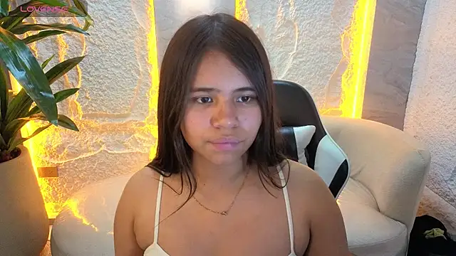 Chat XXX Live roxan1_tp