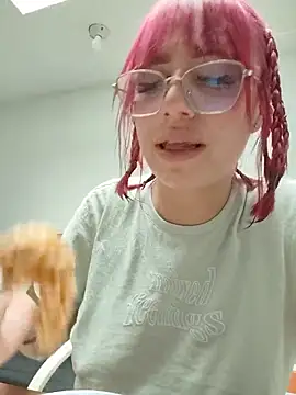 Kitty_Melodin Live XXX chat