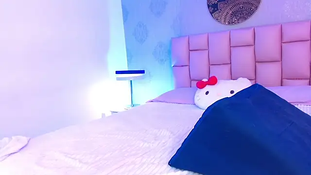 Chat +18 de IsabelleDaza ao vivo
