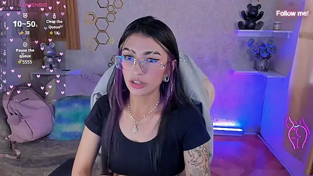Chatroom XXX en direct de mia_smoke_