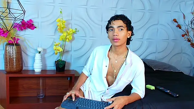 AlanCutee 라이브 XXX 채팅