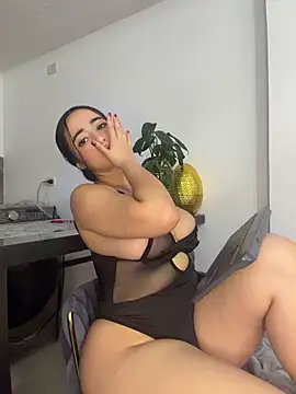 alisonnwalker2025's Live XXX Chat