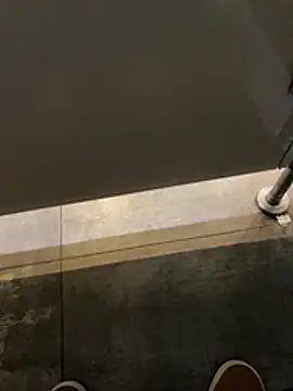 Czat XXX na żywo – metro-2034