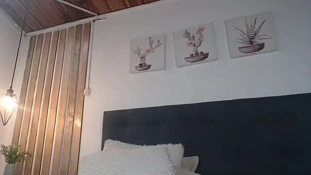 nikkystorm1_ XXX чат на живо