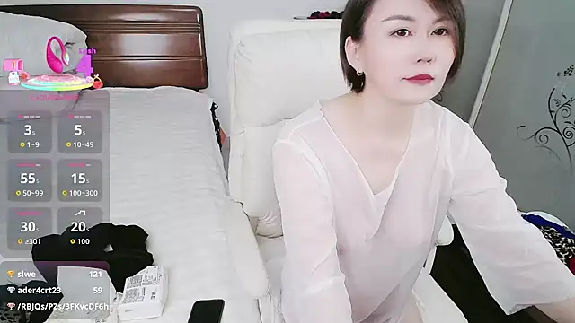awanata 现场XXX聊天