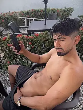 Teaserhoussejj_ Chat XXX live
